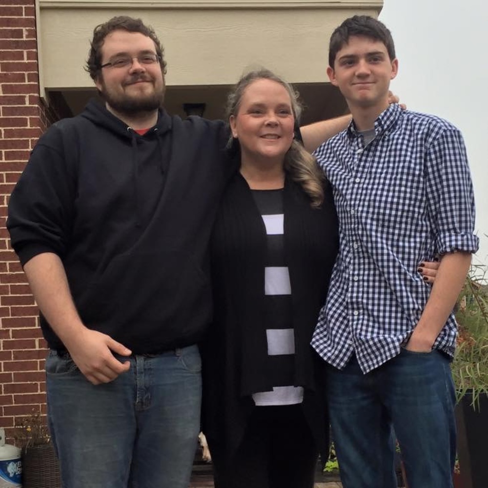 Meet your Posher, Damika